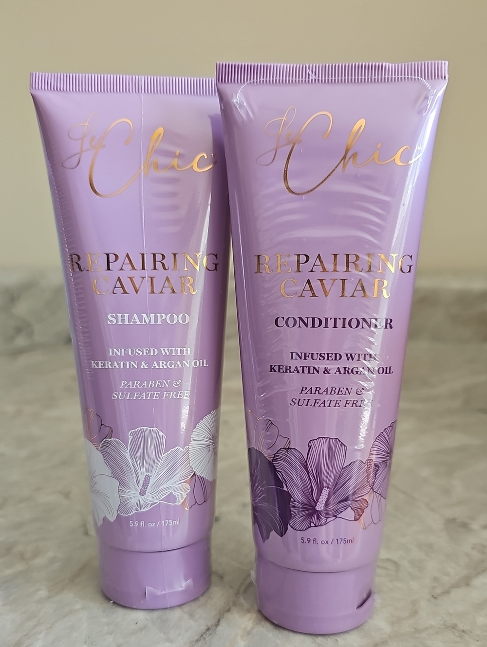 Le Chic Repairing Caviar Shampoo & Conditioner Set - brand new and sealed 5.9oz.